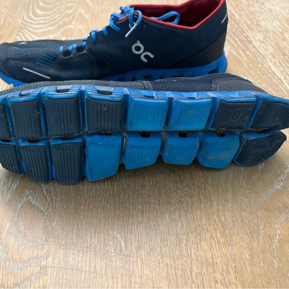 On Cloud, cloud x Running Shoes, blue with red interior. Size M11.5, euc - Picture 4 of 9